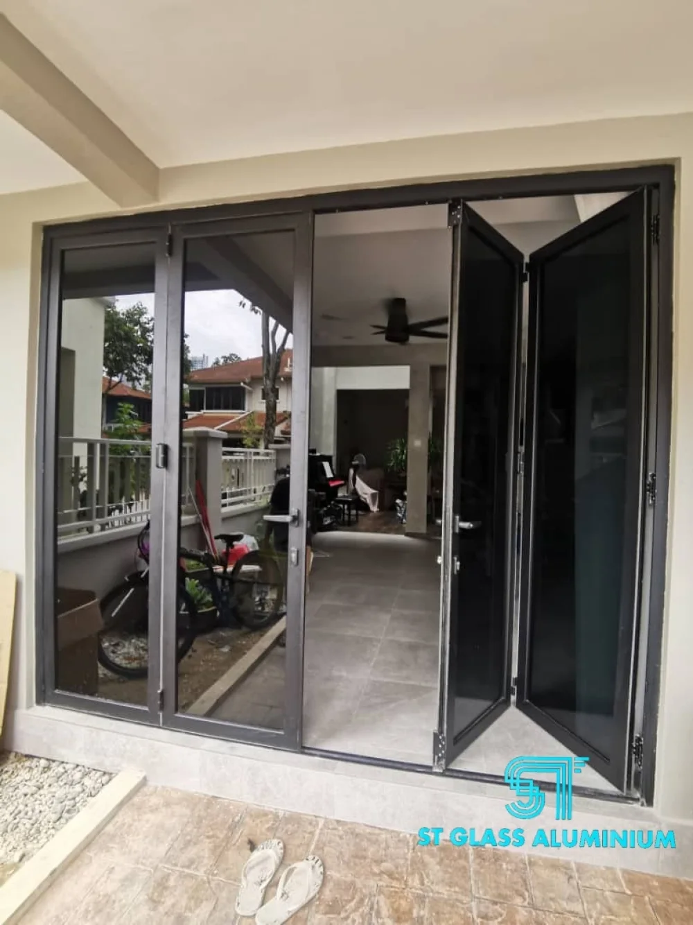 Folding Door