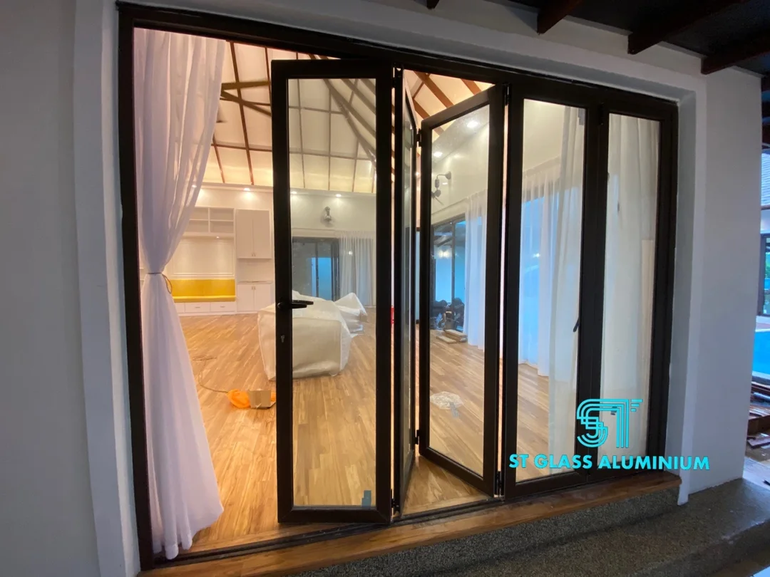 Folding Door