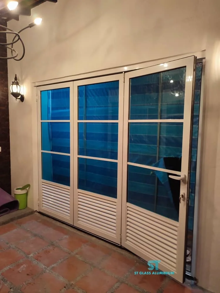 Folding Louvers Door