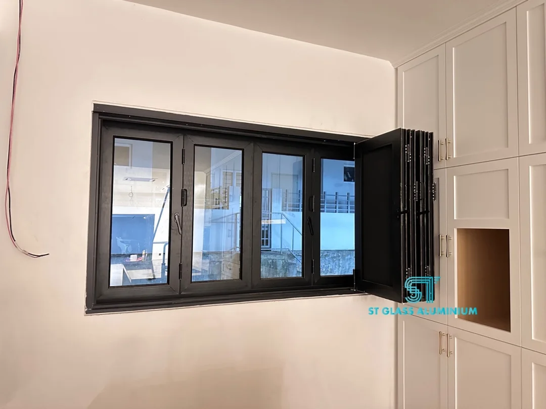 Mesh Folding Window