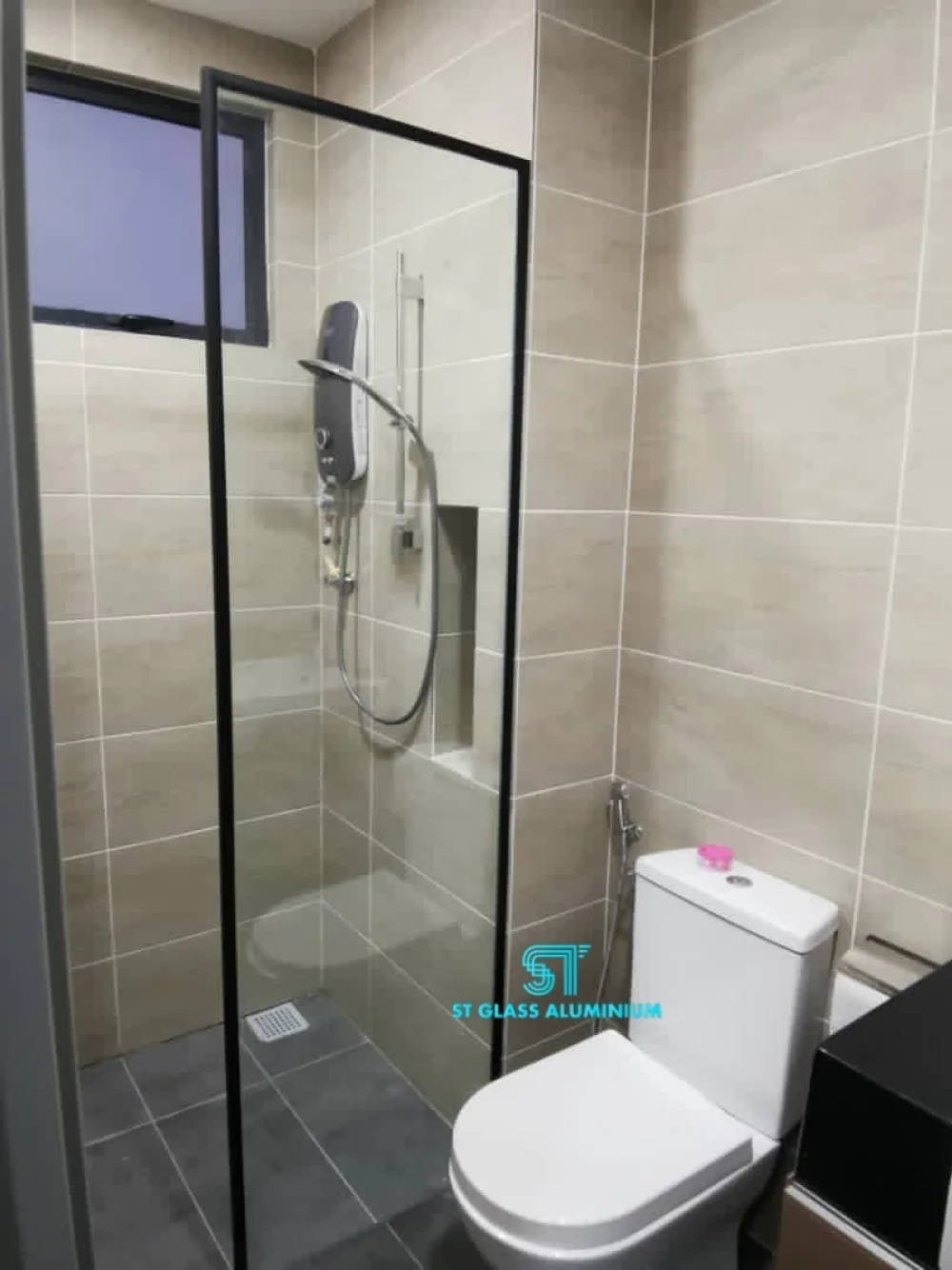 Shower Screen