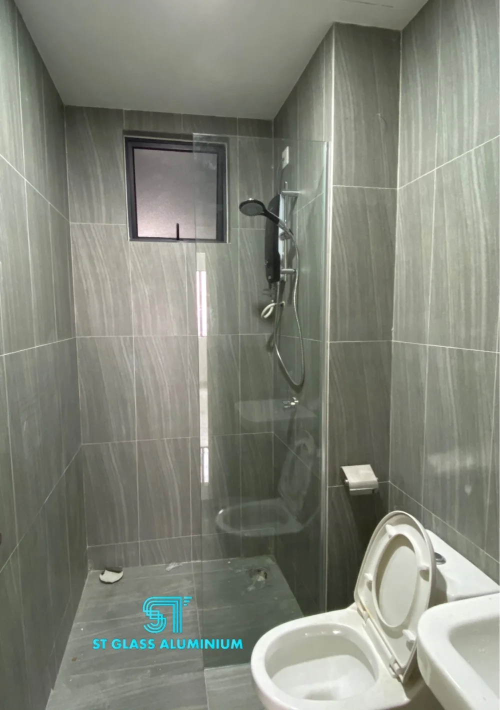 Shower Screen