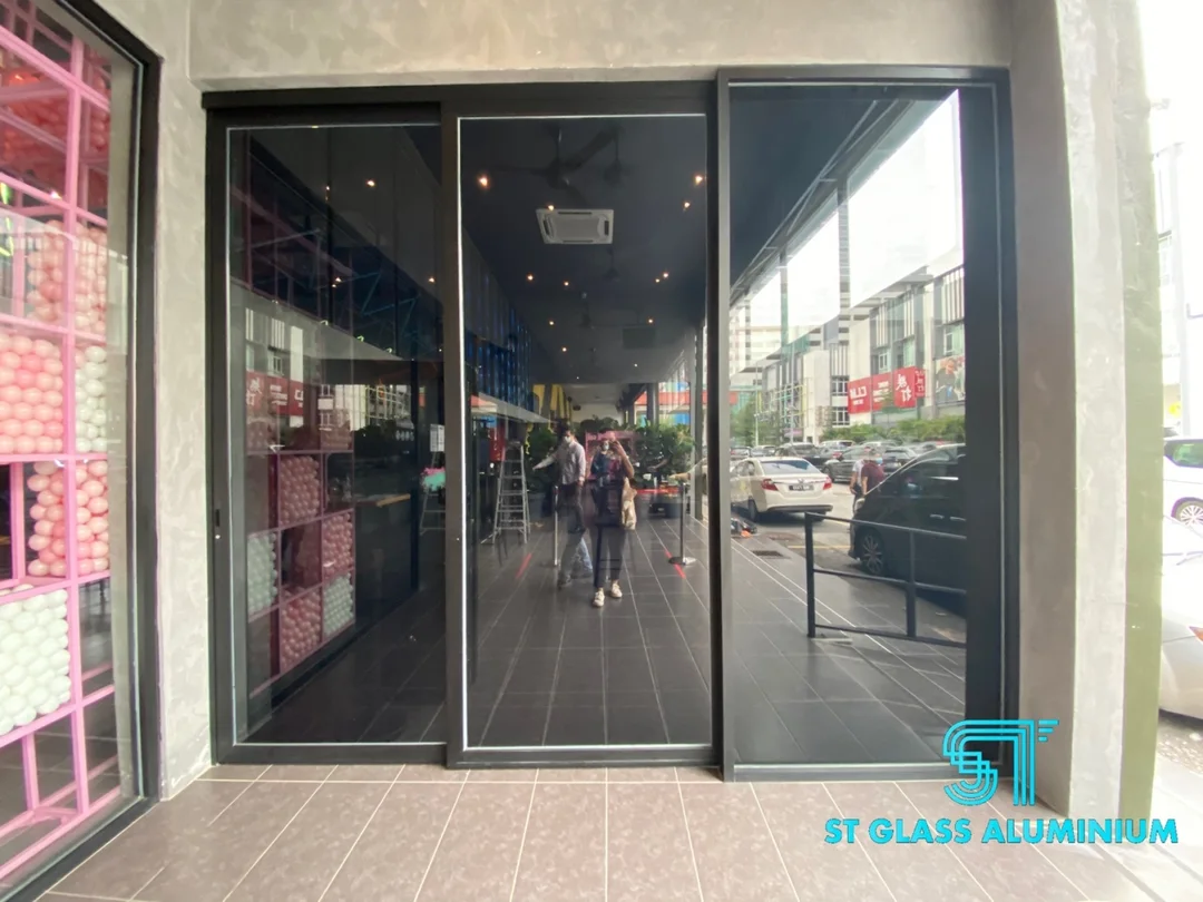 Hanging Sliding Door