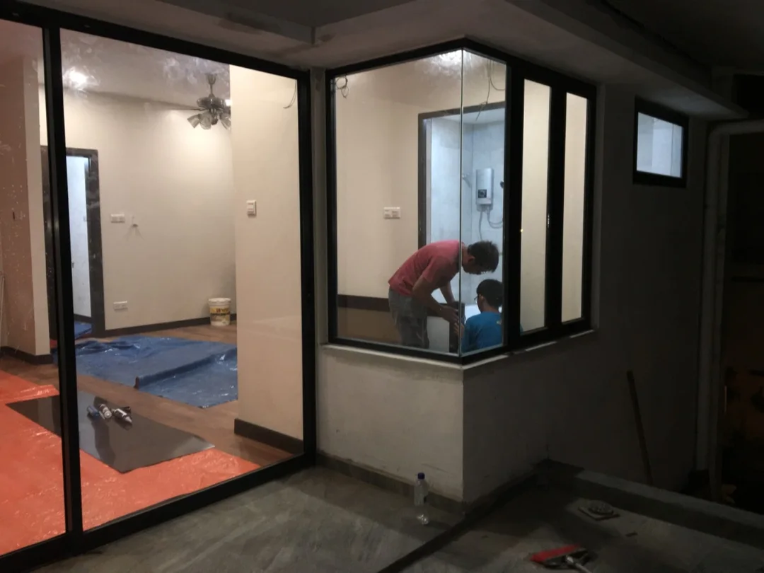 Multipoint Casement Window