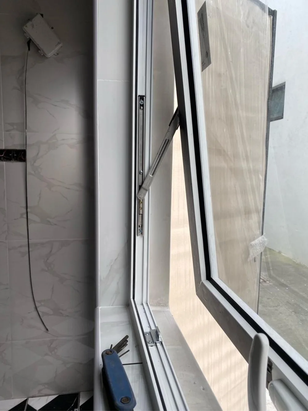 Multipoint Window