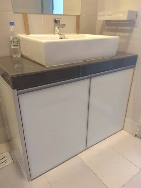 Kitchen Cabinet