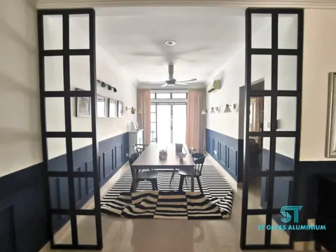 Glass Divider