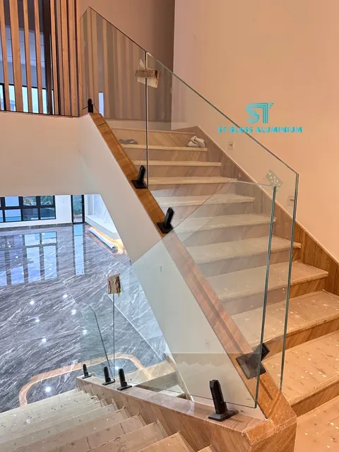 Staircase Glass — Glass Staircase by ST Glass Aluminium thumbnail 1