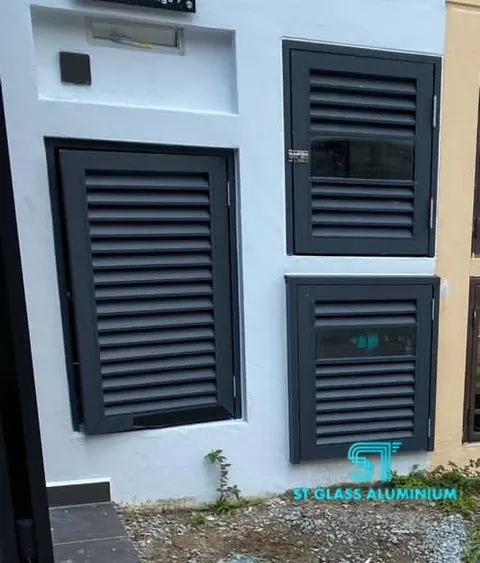 Louvred Door