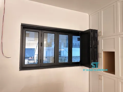 Mesh Folding Window