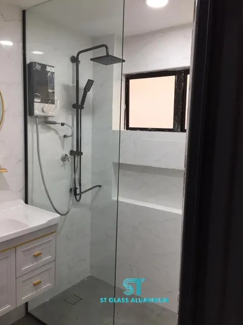 Shower Screen