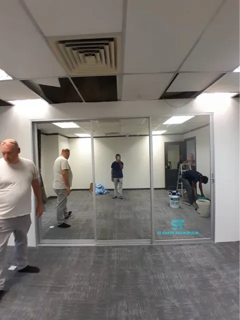 Mirror Economy Sliding Door — Sliding Door by ST Glass Aluminium thumbnail 3