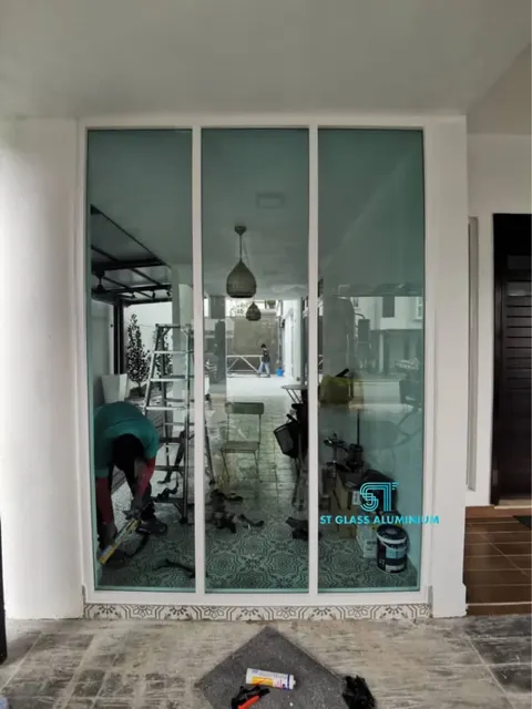Sliding Door