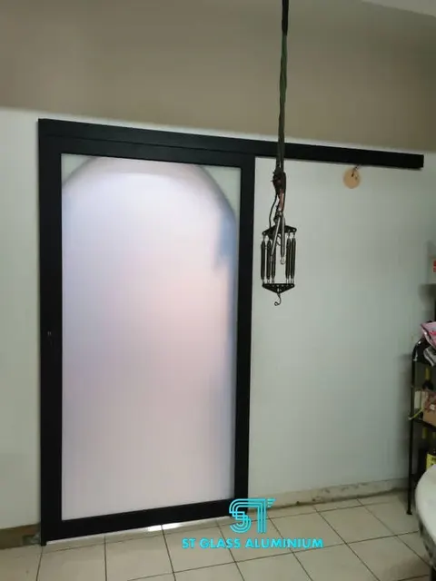 Hanging Sliding Door