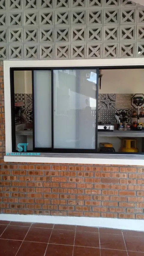 Economy Sliding Window — Window Series by ST Glass Aluminium thumbnail 2